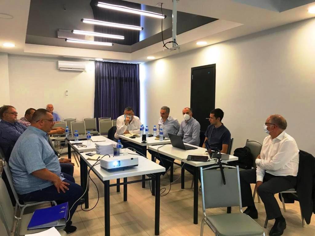 Vita Gardenia Hotel Tskaltubo Dış mekan fotoğraf
