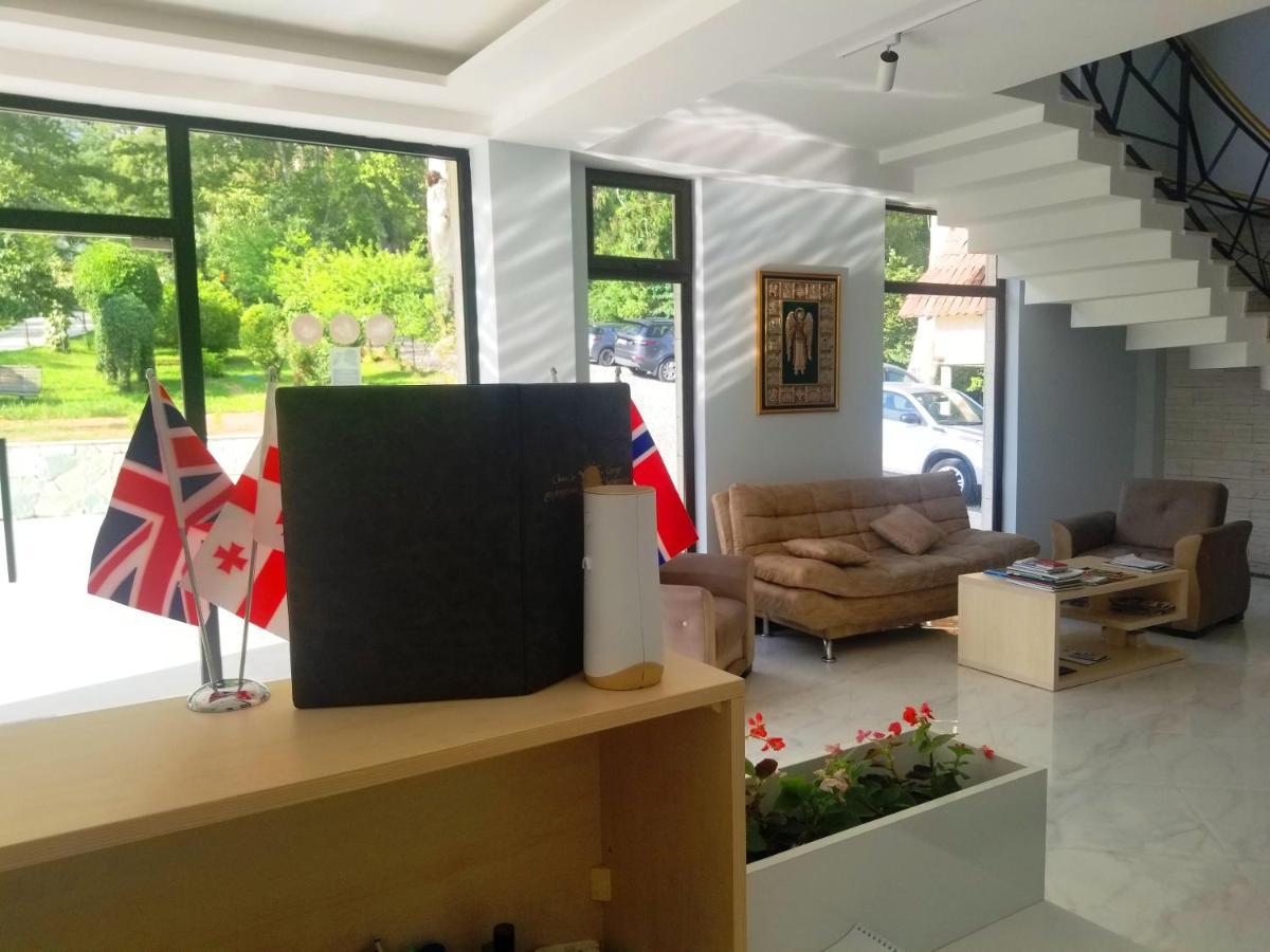 Vita Gardenia Hotel Tskaltubo Dış mekan fotoğraf