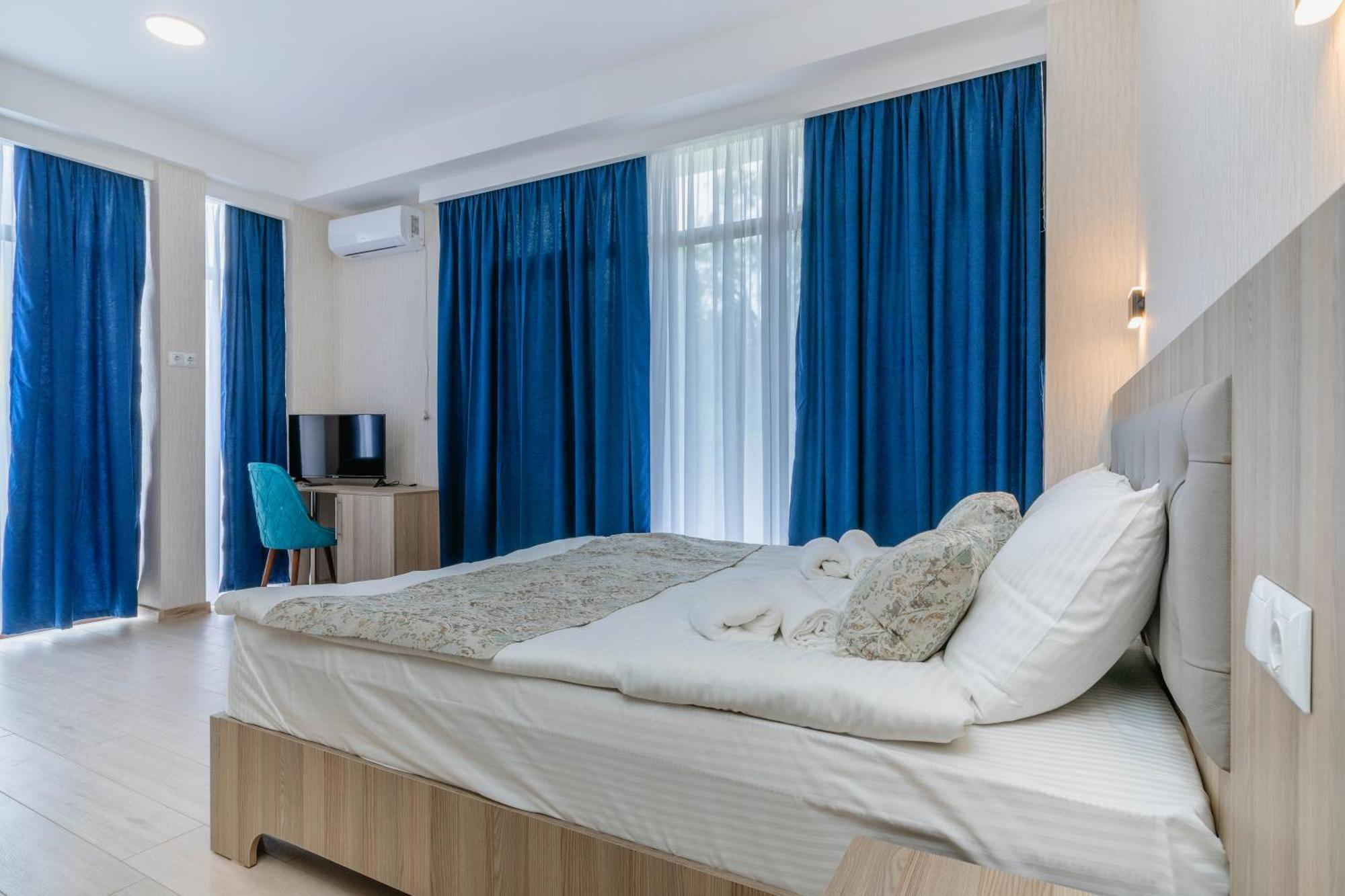 Vita Gardenia Hotel Tskaltubo Dış mekan fotoğraf