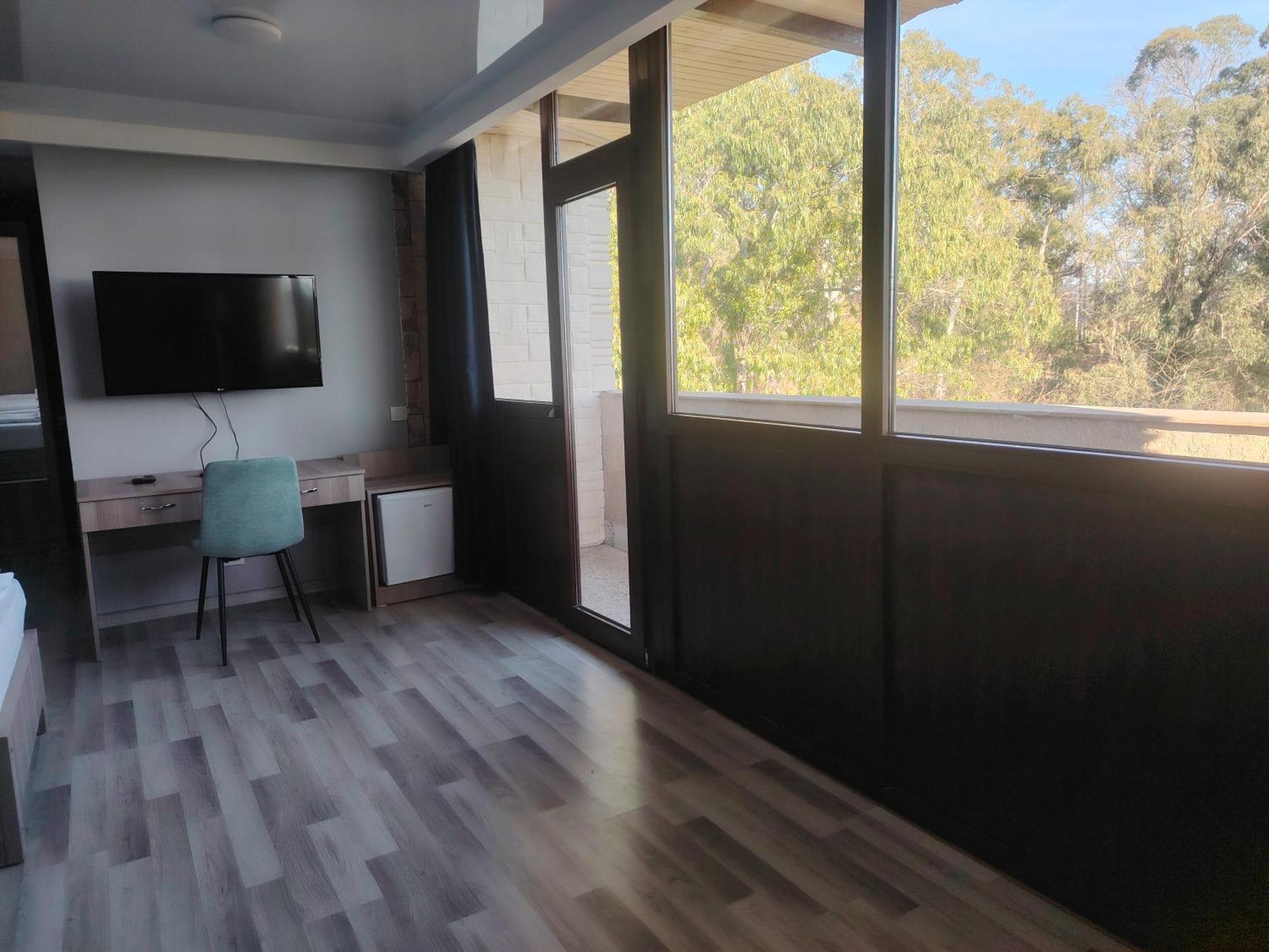 Vita Gardenia Hotel Tskaltubo Dış mekan fotoğraf